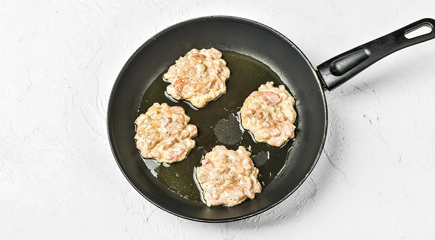 Курячі котлетки по-міністерськи: соковитий рецепт із фото 6