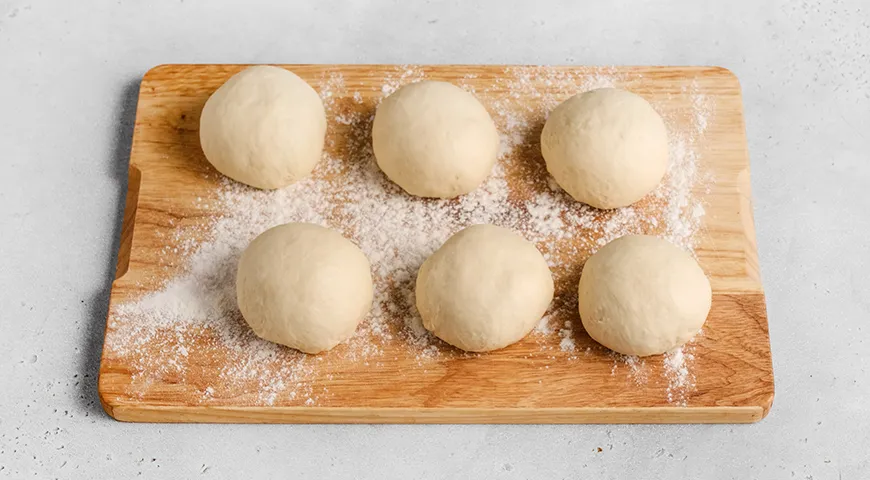 Ніжні ватрушки з картоплею та сиром: покроковий рецепт із фото 5