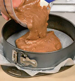 Шоколадно-полуничний торт: чудовий десерт з покроковим рецептом 3