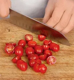 Теплий картопляний салат з чері: яскравий смак і користь у кожній ложці 2