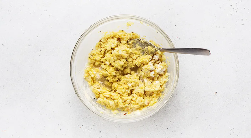 Пісні цибулеві котлети: покроковий рецепт з фото за 326 ккал 4