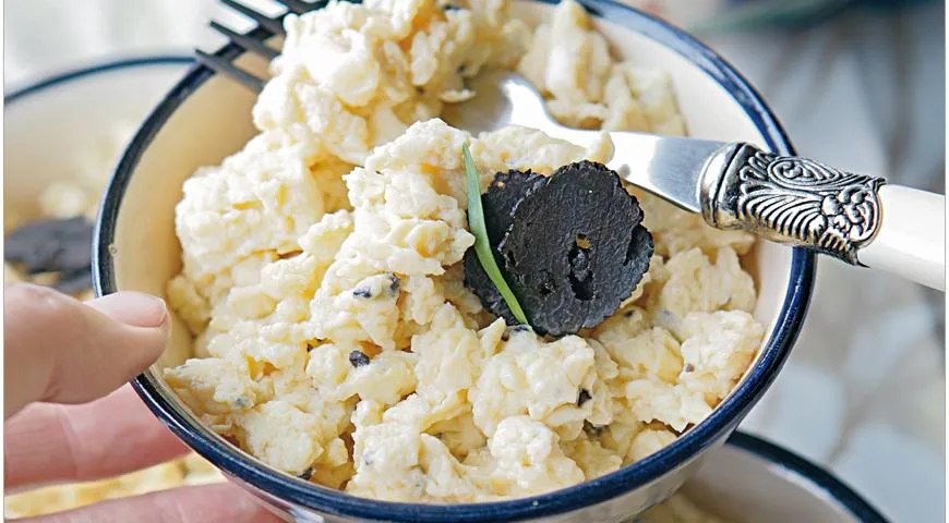 Яйця з трюфелями: вишуканий рецепт для особливих моментів