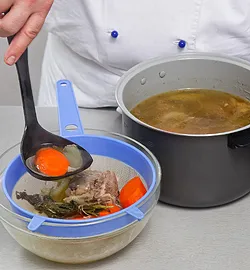 Дієтичний м'ясний бульйон у мультиварці: ніжний смак та користь у кожній ложці 6