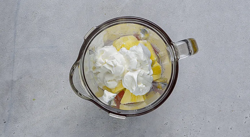 Освіжаючий смузі з грейпфрута та ананаса: покроковий рецепт з фото на 141 ккал 2