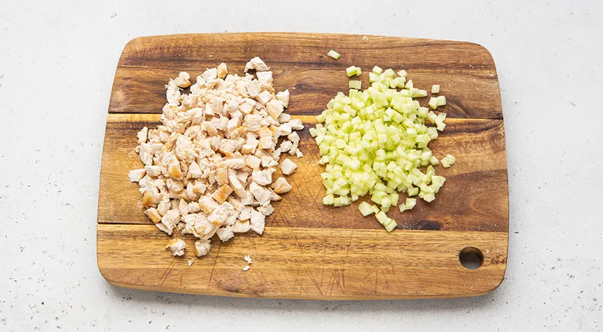 Салат "Жіночий каприз": ніжний смак та фото-рецепт з мінімумом калорій 5