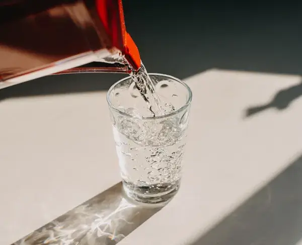 Ідеальна кухня: чиста вода та затишок для вашої родини