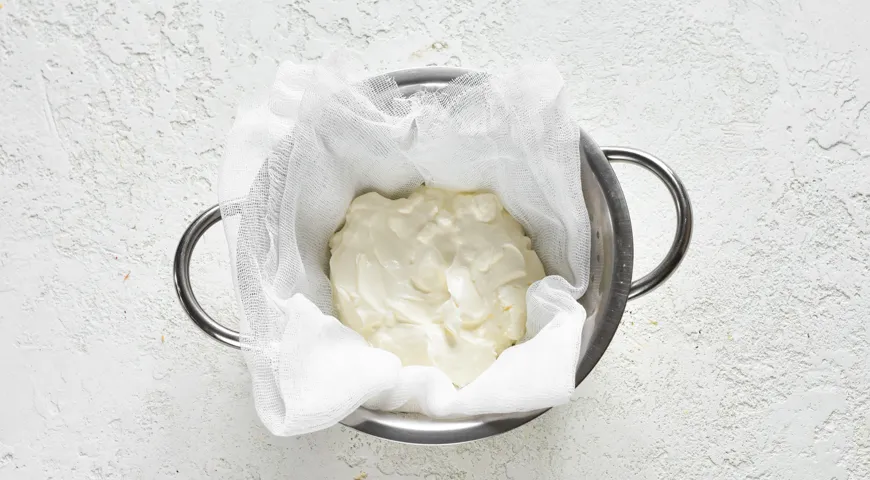 Рулетики зі свіжої оселедця з ароматною сметаною та кропом: чудовий рецепт закуски 2