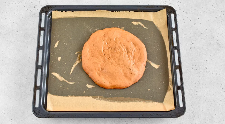 Торт "Карамельна дівчинка": неймовірно ніжний десерт з карамельною ноткою 5