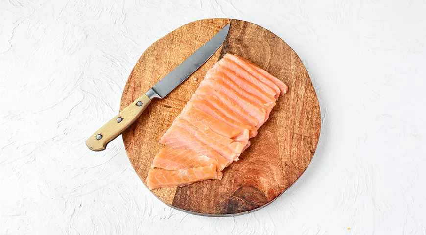 Неймовірний сирний пиріг "Наполеон" з кремовою начинкою: рецепт, що підкорить ваше серце 8