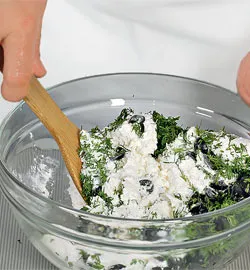 Ніжний сирний террін з пікантними перцями: покроковий рецепт з фото 4