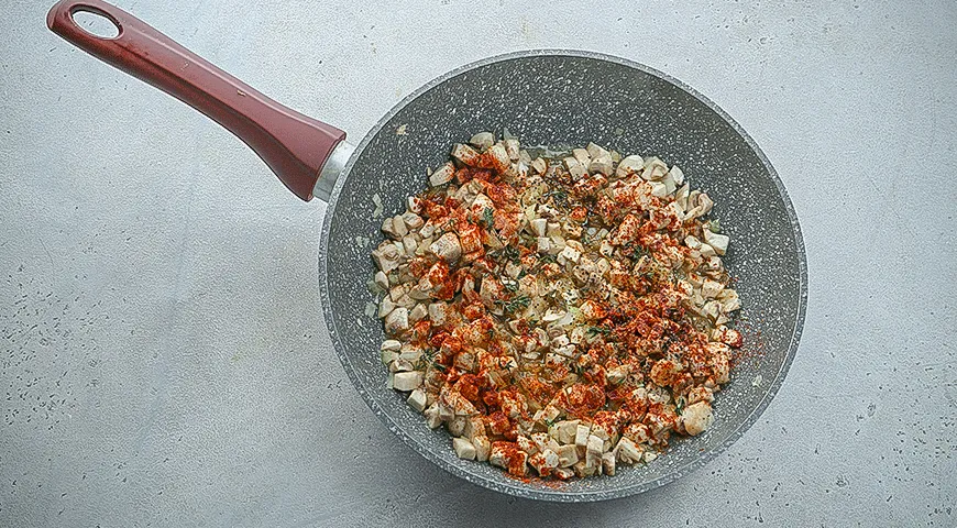 Пісний ситний пиріг з грибів та сочевиці: покроковий рецепт з фото 4