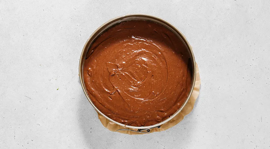 Ніжний шоколадний торт "Усмішка негра" на кефірі: покроковий рецепт з фото 5