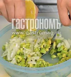 Начинка з риби: пікантний млинцевий торт для гурманів 4