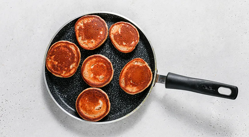 Пухкі оладки з житнього борошна: ніжний смак та аромат для вашого сніданку 6