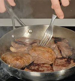 Яловичина, маринована у пиві: соковитий рецепт з фото 6