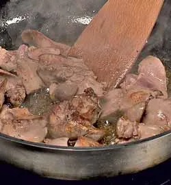 Смачний курячий паштет на тостах: простий рецепт для швидкого перекусу 2