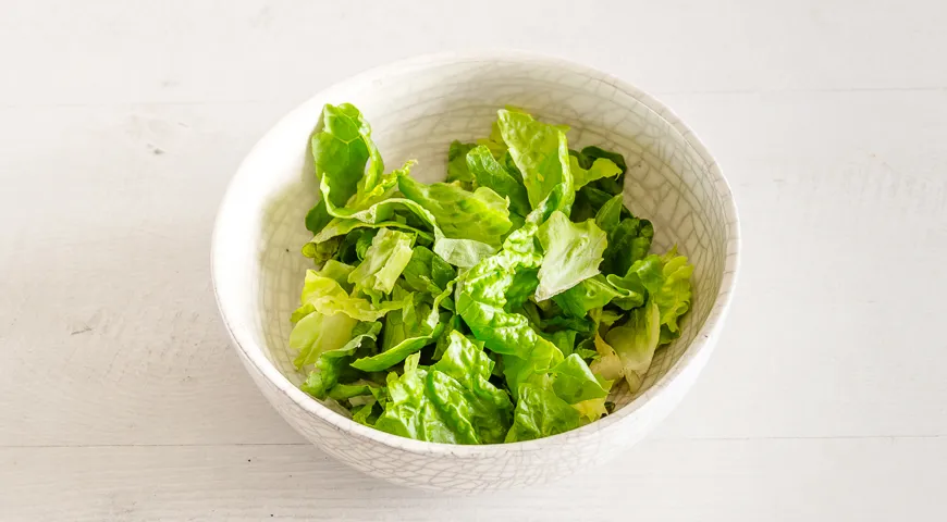 Соковитий салат Цезар з куркою: домашній рецепт з фото 4