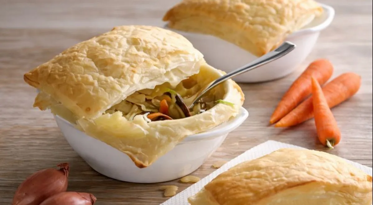 Пісні борщ зі свіжої капусти та грибів: смак осені у вашій тарілці 2