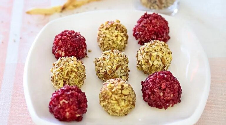 Сирні кульки в горіховій крихті з паличками: смачний рецепт для натхнення 38