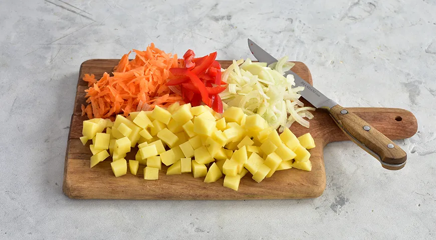 Курячий суп з гречкою: легкий та поживний рецепт з фото 3