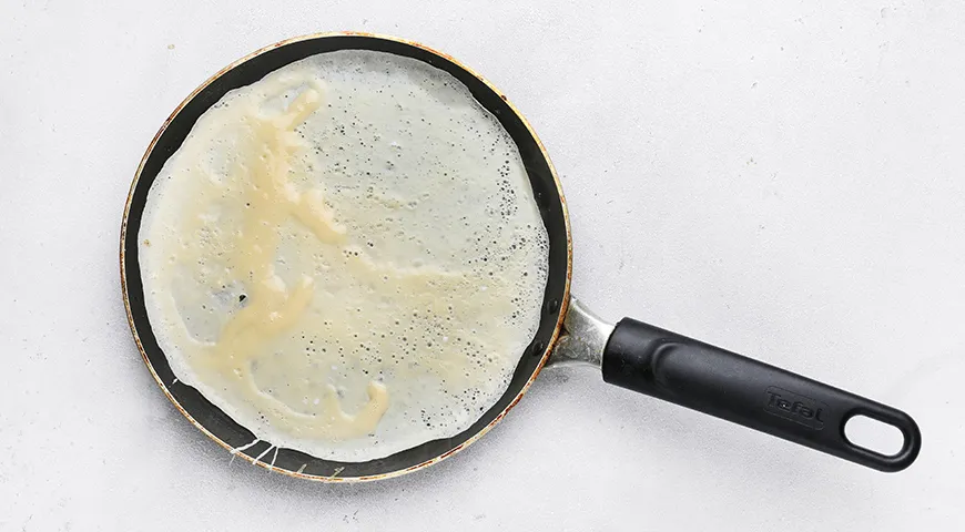 Салат "Загадка" з яєчними млинцями: смачна страва з фото! 3