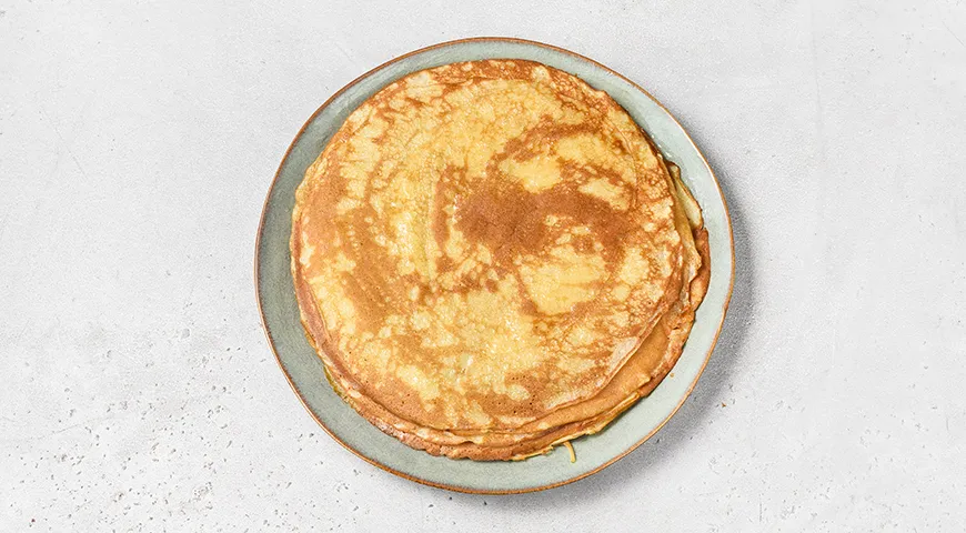 Пишні млинці на кефірі: покроковий рецепт із фото та низькою калорійністю 10