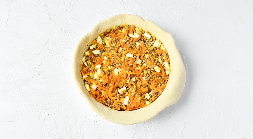 Неймовірний сирний пиріг "Наполеон" з кремовою начинкою: рецепт, що підкорить ваше серце 11