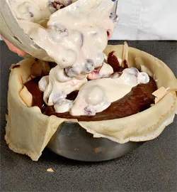 Пиріг з млинцями та вишнями: покроковий рецепт з фото 6