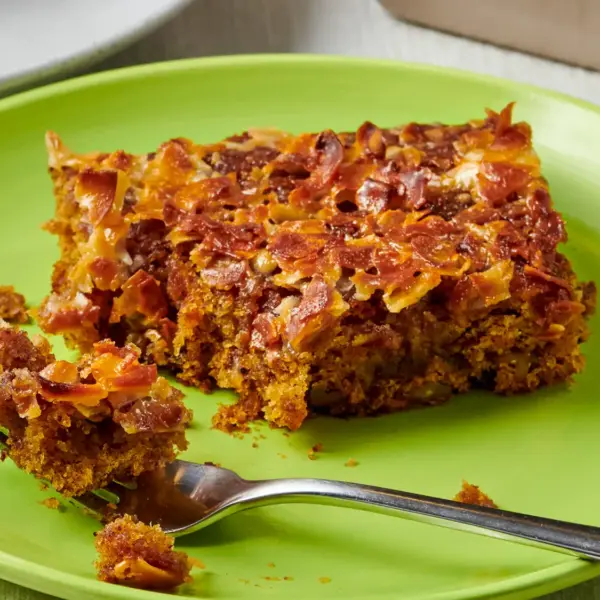 Лайфхак: як спекти королівський бісквіт, який захочеться повторити