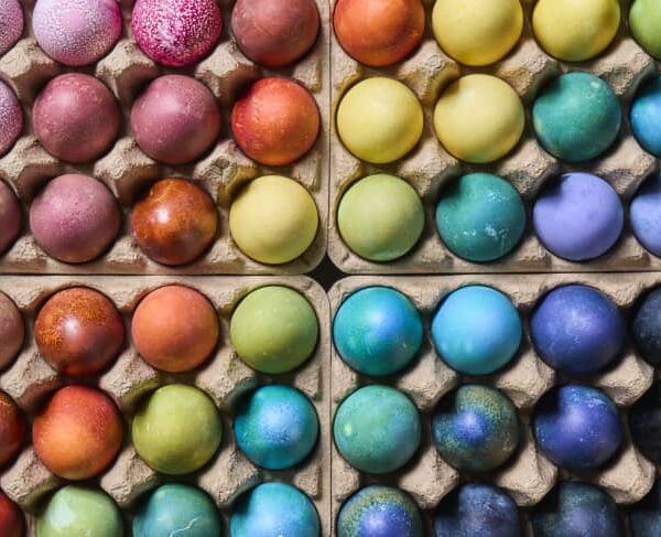 Затишна кухня: крашанки з натуральних барвників власноруч