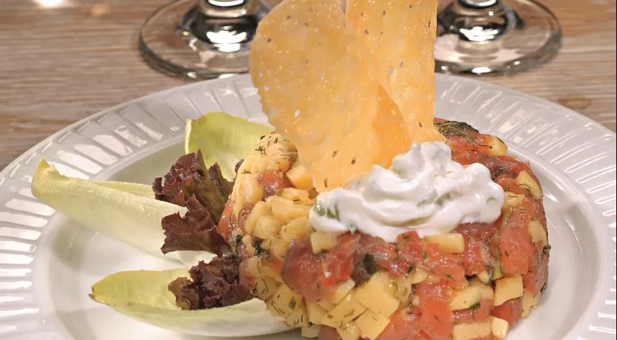 Ніжний тартар із лосося та сиру: покроковий рецепт із фото 1