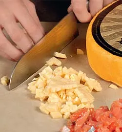 Ніжний тартар із лосося та сиру: покроковий рецепт із фото 4