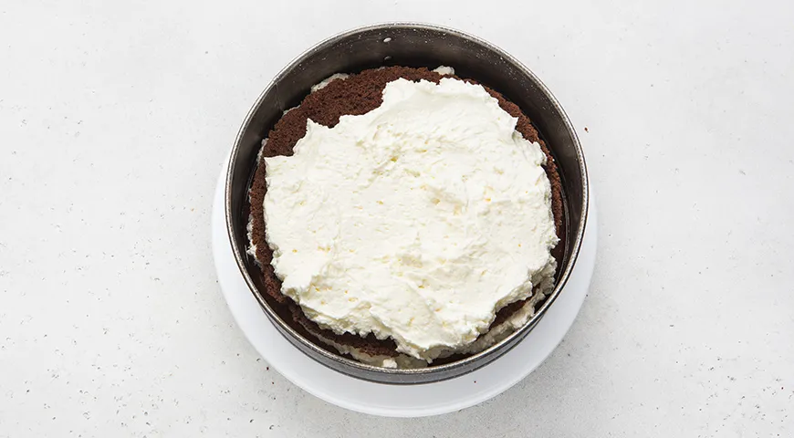 Шоколадний торт "Стаканчиковий": покроковий рецепт для насолоди (1185 ккал) 9