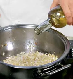 Ніжне вершкове різотто з грибами та пармезаном: смак Італії на вашій кухні 3