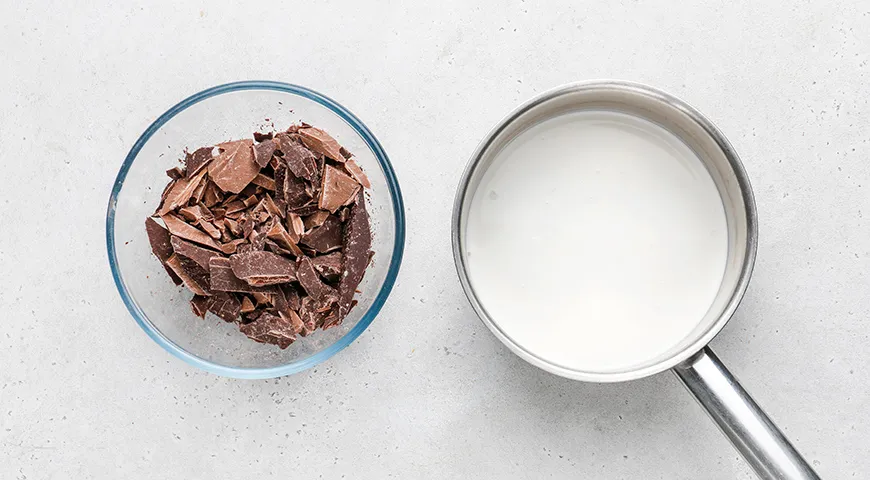 Ніжний шоколадний торт "Кіндер Пінґві" з кремовою начинкою: покроковий рецепт з фото 11