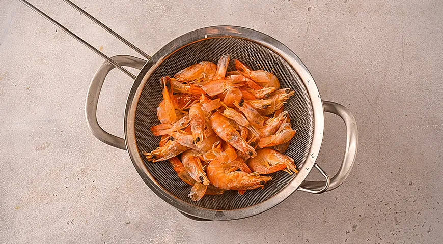 Ароматний карі-суп з рисовою вермішеллю та креветками: рецепт на 463 ккал 2