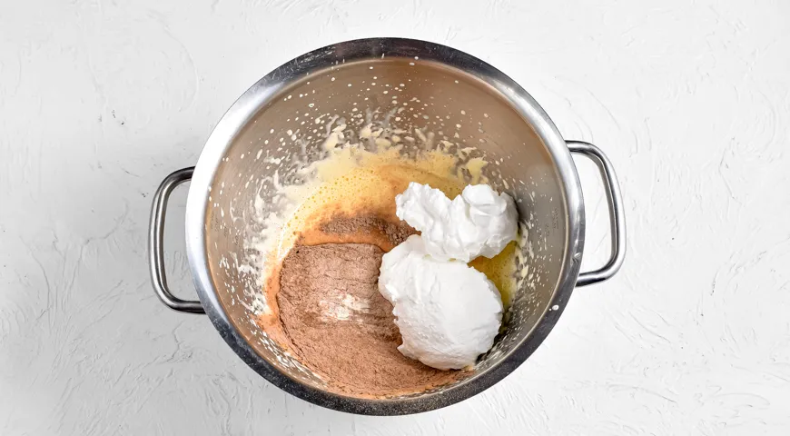 Ніжний молочний торт "Милка": покроковий рецепт із фото 3