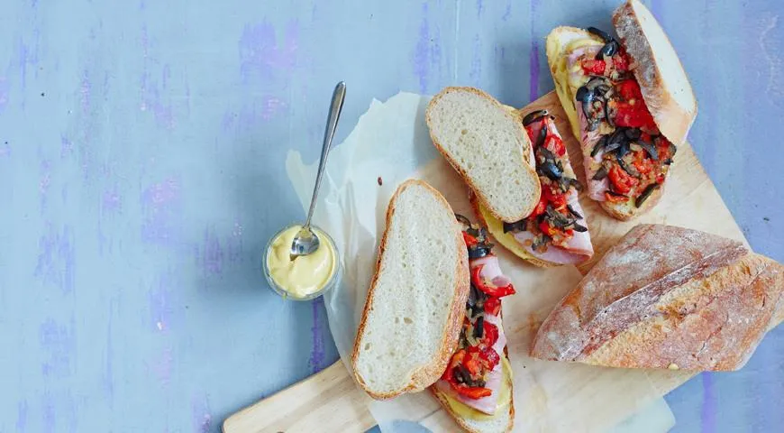 Ситні бутерброди з шинкою та пікантною гірчицею: покроковий рецепт з фото 1