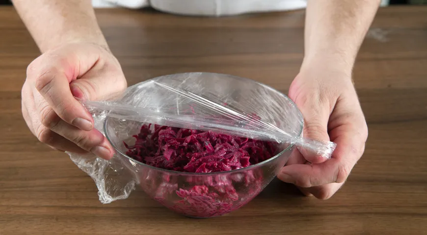 Ніжна оселедець під шубою з яйцем: покроковий рецепт із фото 3