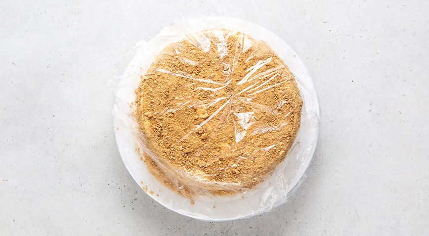 Торт "Жіночий примха": ніжний бісквіт, шовкова карамель та вершковий крем 13