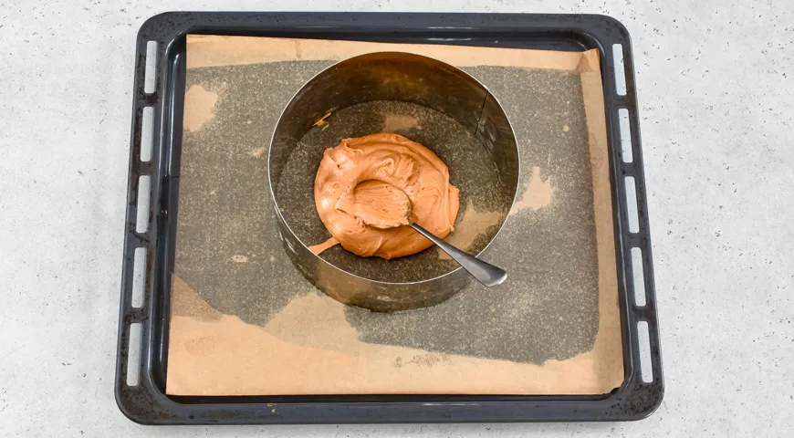 Торт "Карамельна дівчинка": неймовірно ніжний десерт з карамельною ноткою 4