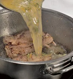 Соковита свинина з хрусткою картоплею фрі: покроковий рецепт з фото 4