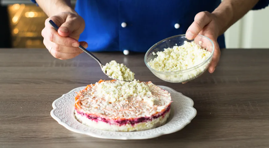 Новорічна оселедець під шубою: покроковий рецепт з фото 7