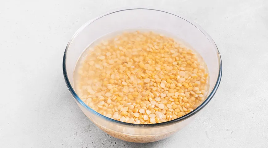 Поживна горохова каша з м'ясом: простий рецепт для ситного обіду 2