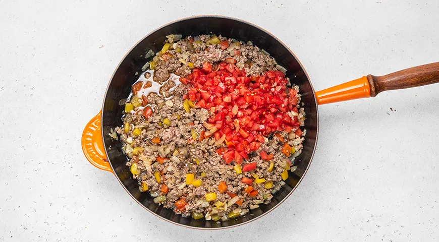 Булгур з фаршем на сковороді: ситна та ароматна страва за кроками (470 ккал) 4