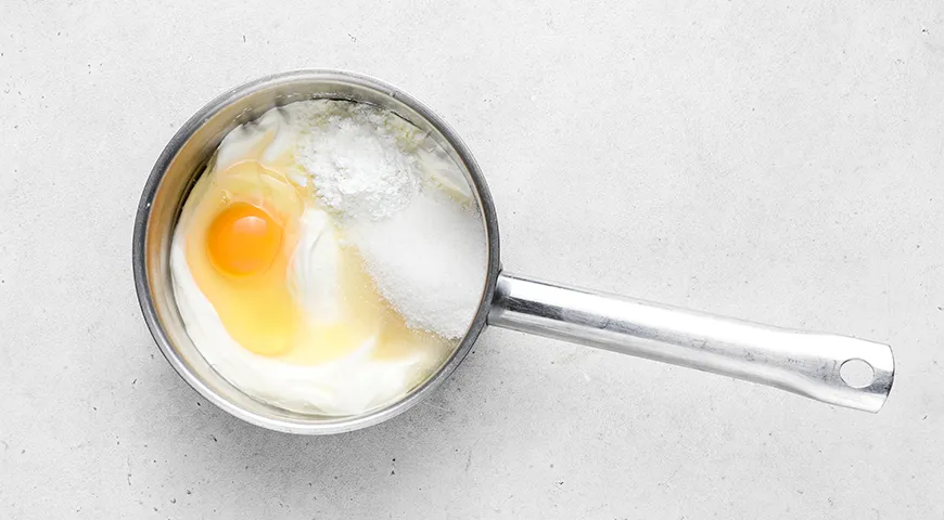 Ніжний сметанний торт з чорносливом: покроковий рецепт з фото 2