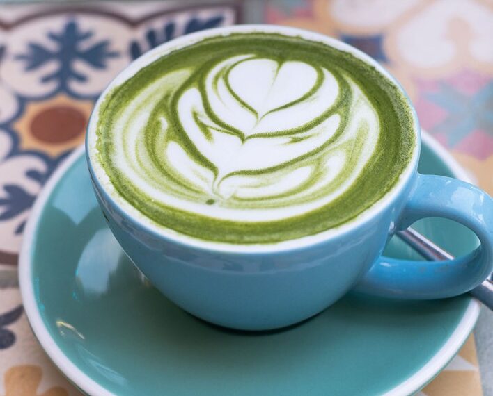 Користь матчі: чи справді цей зелений чай такий корисний для вас