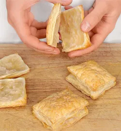 Повітряні слойки з ніжним салатом: покроковий рецепт з фото 3