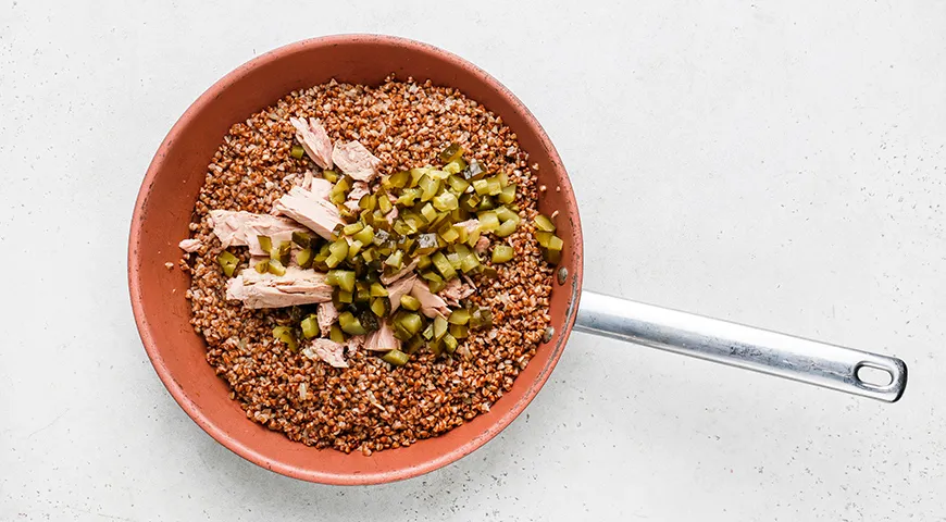 Гречана каша з тунцем: смачний і поживний рецепт на кожен день 7