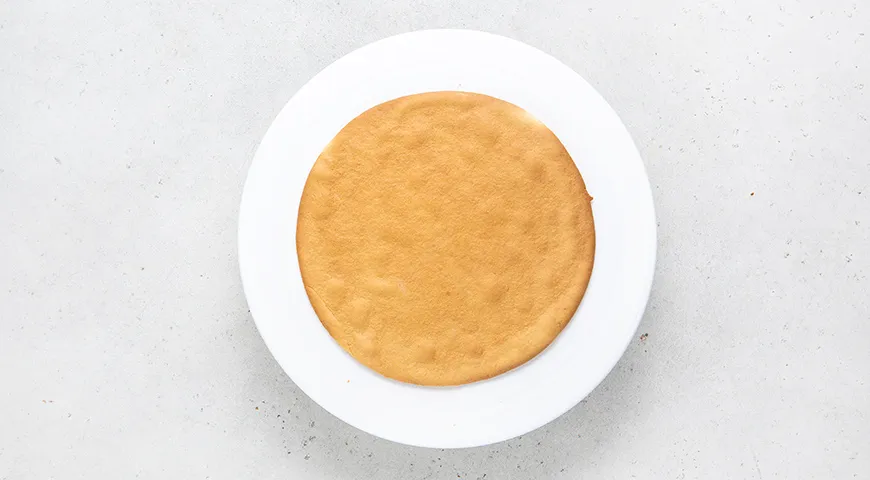 Торт "Жіночий примха": ніжний бісквіт, шовкова карамель та вершковий крем 10